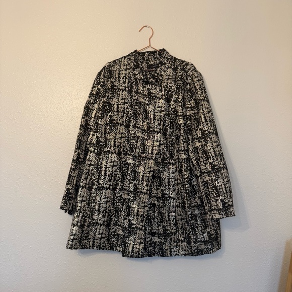 Lane Bryant Jackets & Blazers - Lane Bryant Black and White Textured Jacket metallic